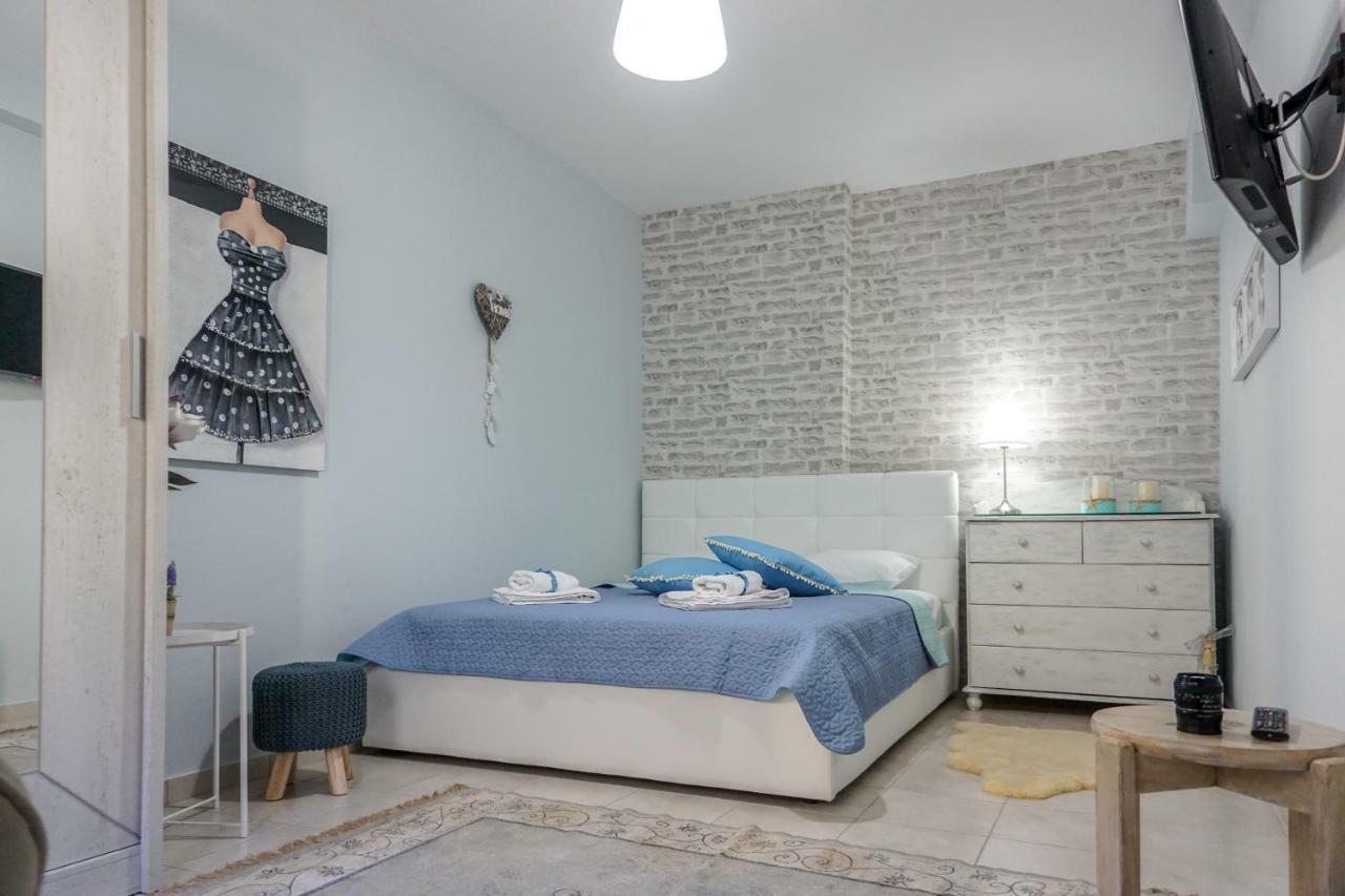 Casa Elegante Lägenhet Kavala Exteriör bild